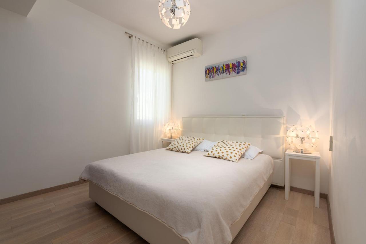 Design Apartment Bellevue Poreč Exterior foto